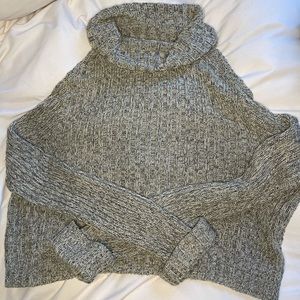 Cropped knitted sweater